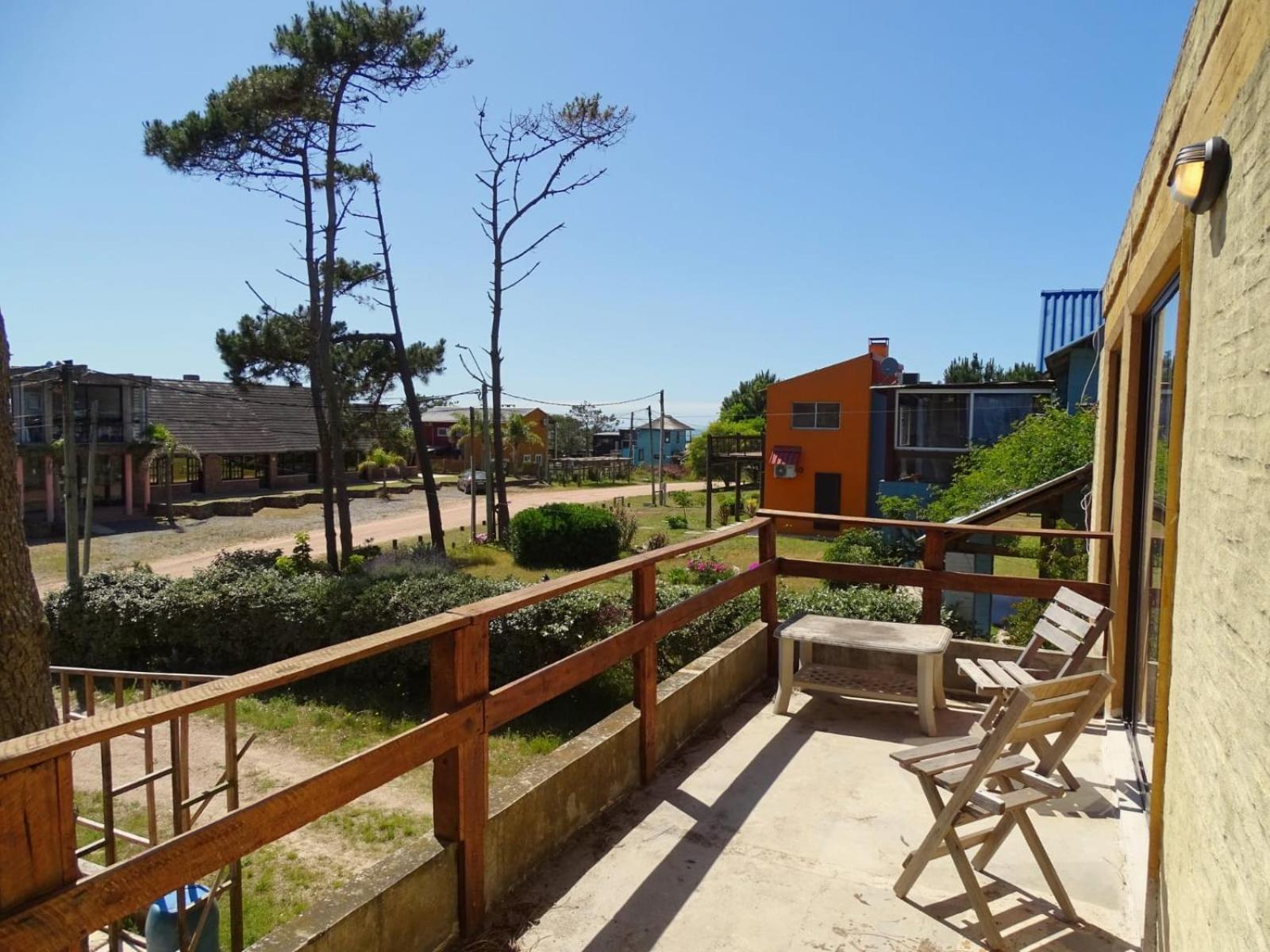 Villa Casa Amarilla Con Jacuzzi à Punta Del Diablo Extérieur photo