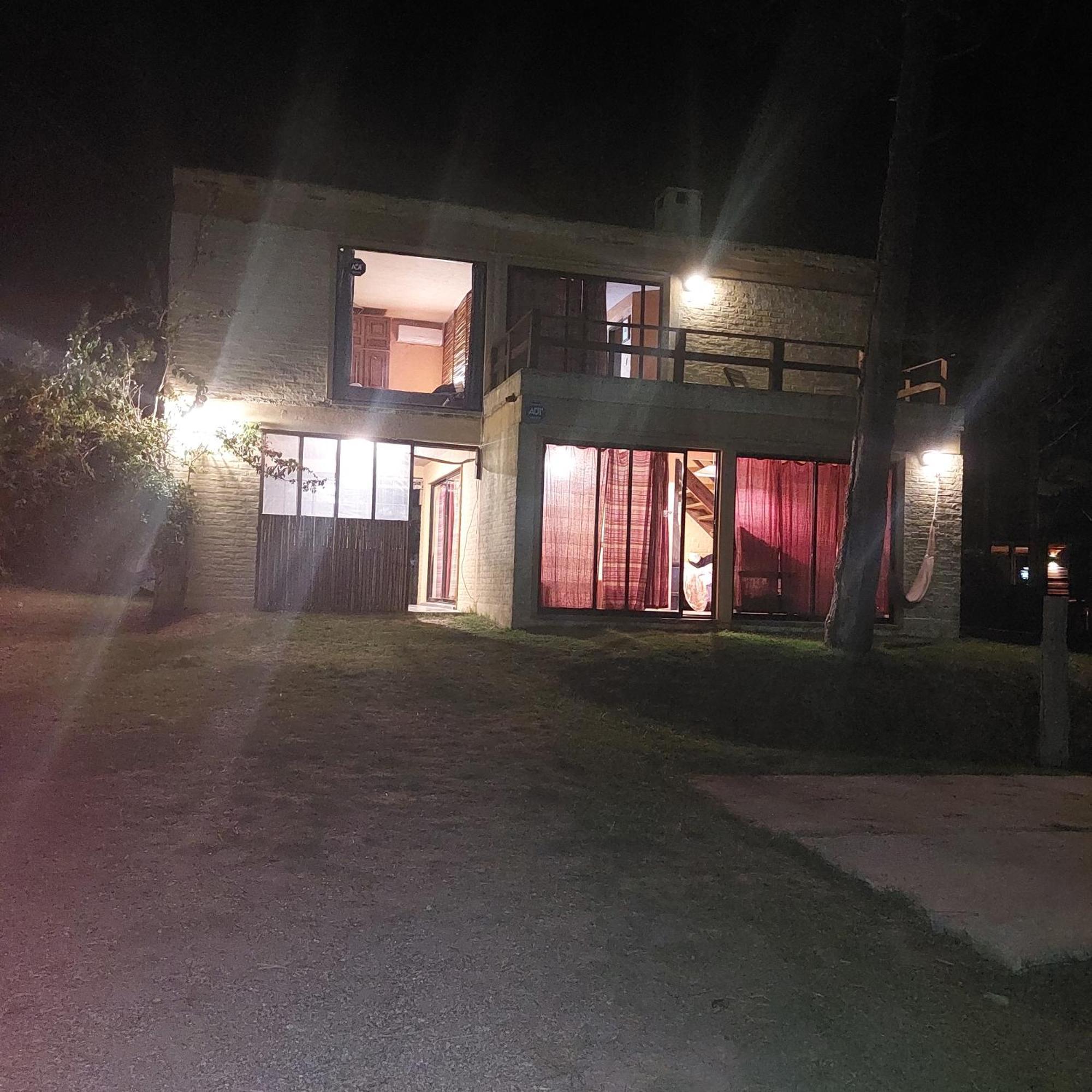 Villa Casa Amarilla Con Jacuzzi à Punta Del Diablo Extérieur photo